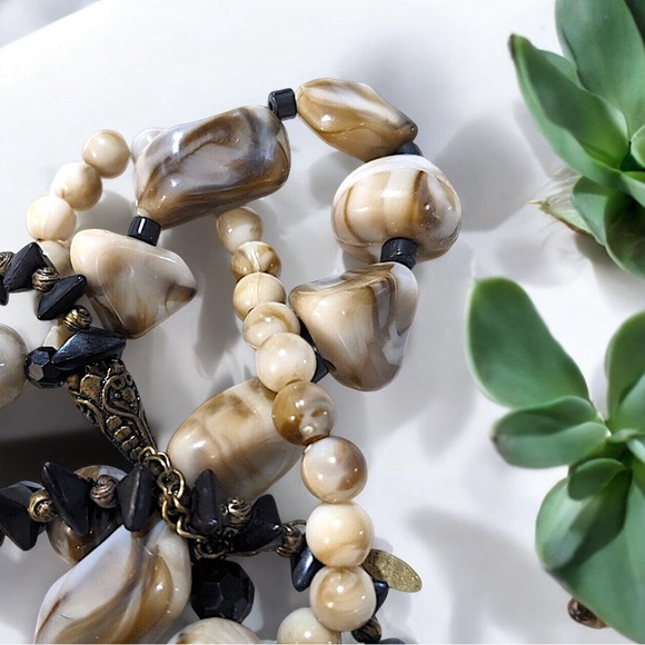 ✨ Esmor 4-Strand Necklace & Earrings Set – Vintage Demi Parure ✨ - Picture 15 of 16